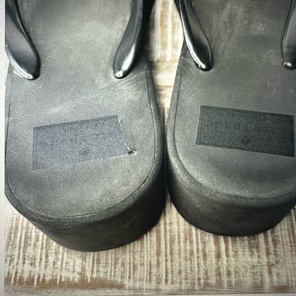 Kate Spade wedge flip flops - Picture 7 of 9